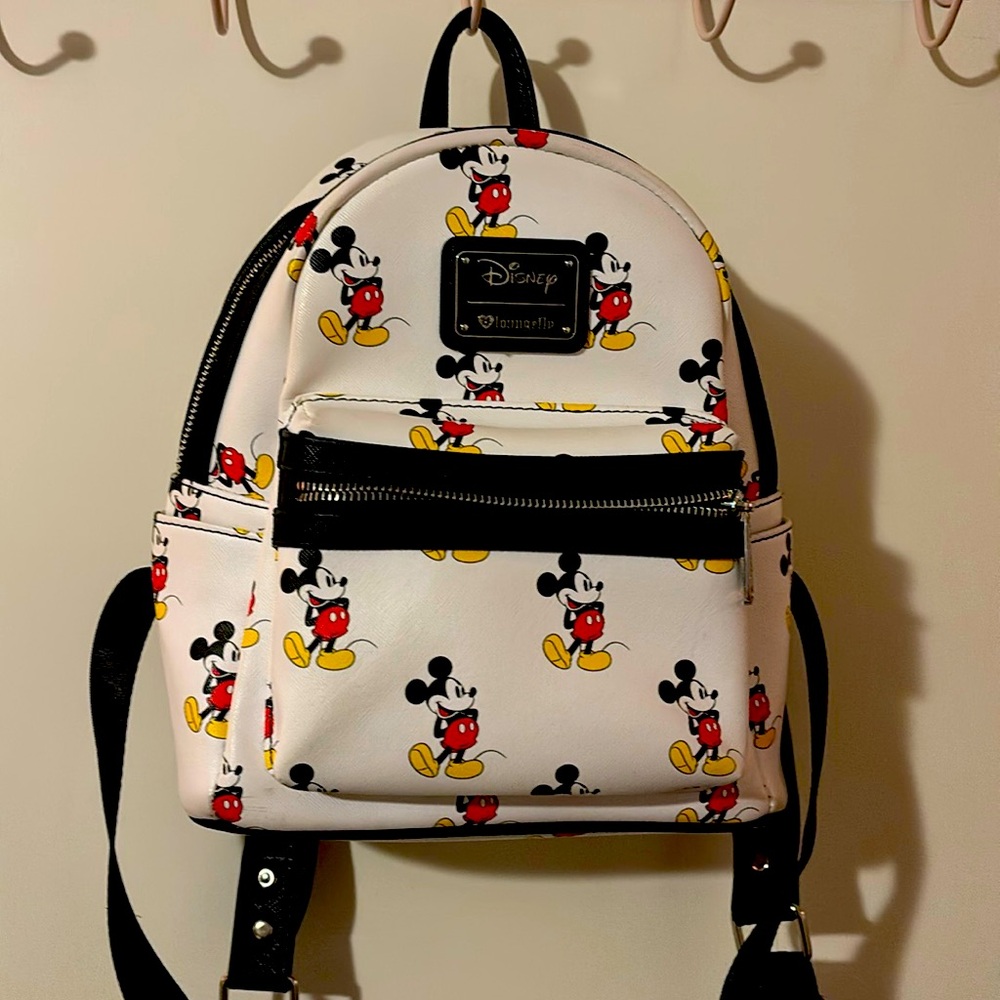COPY - Classic Mickey Mouse loungefly